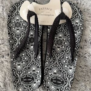 Fat Face Flip Flops NWT Women's